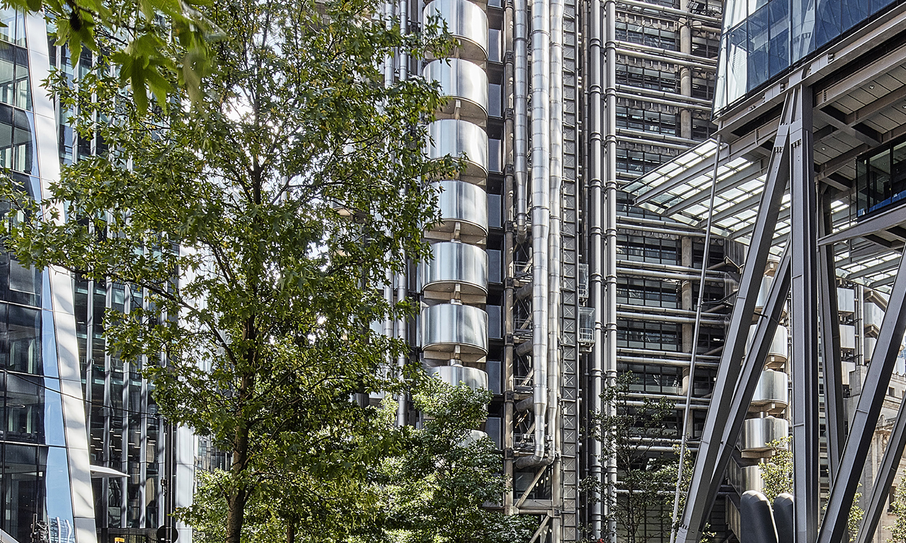 Exterior of the Lloyd's building